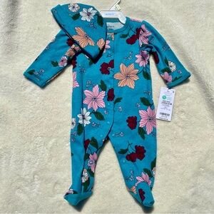 NEW Carter’s Baby 2 piece set (onesie and hat), 3 month